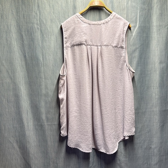 🇺🇸 Torrid sleeveless blouse size 4=4X - Picture 7 of 10